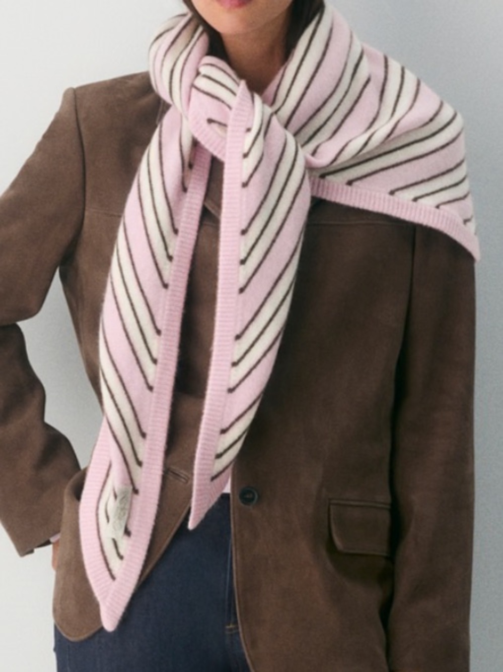 Cashmere Key Triangle Scarf